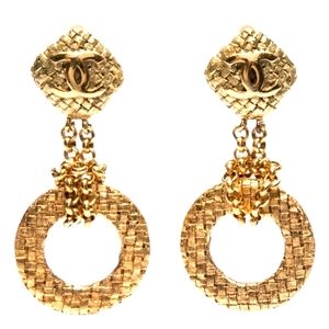 Chanel Vintage Nest Gold earrings